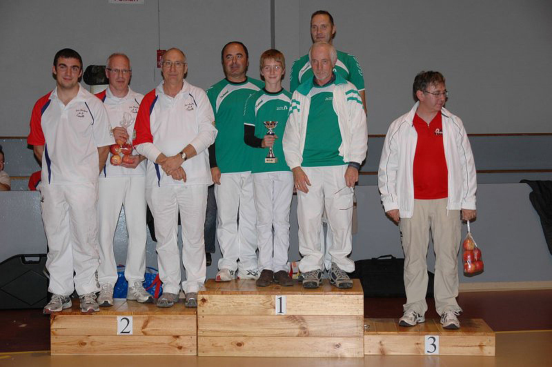 salle-thouars-2011-equipe-class